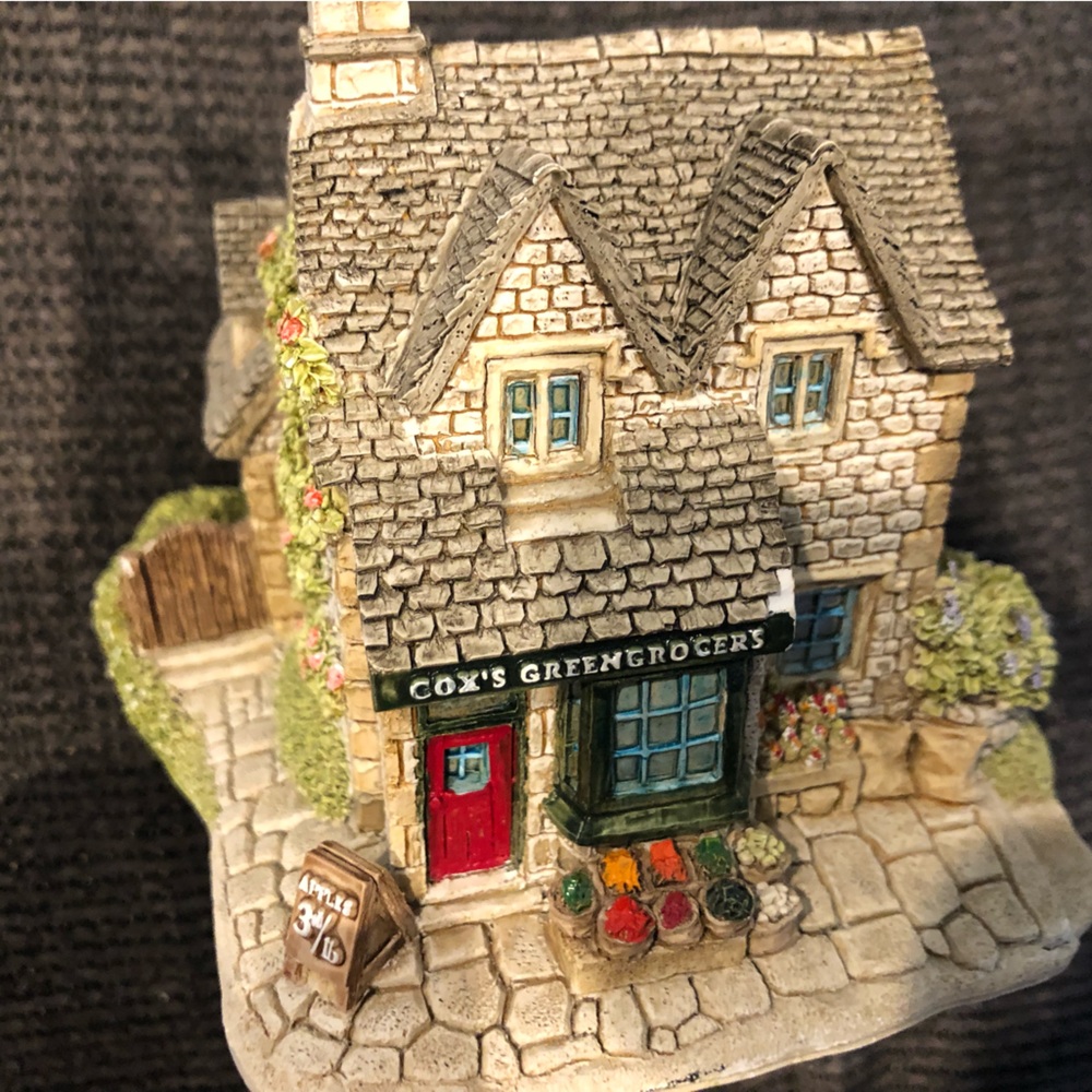Lilliput Lane Collectables
